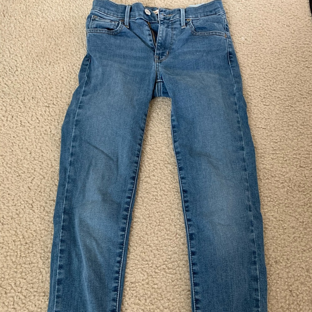 skinny jeans / mid rise !